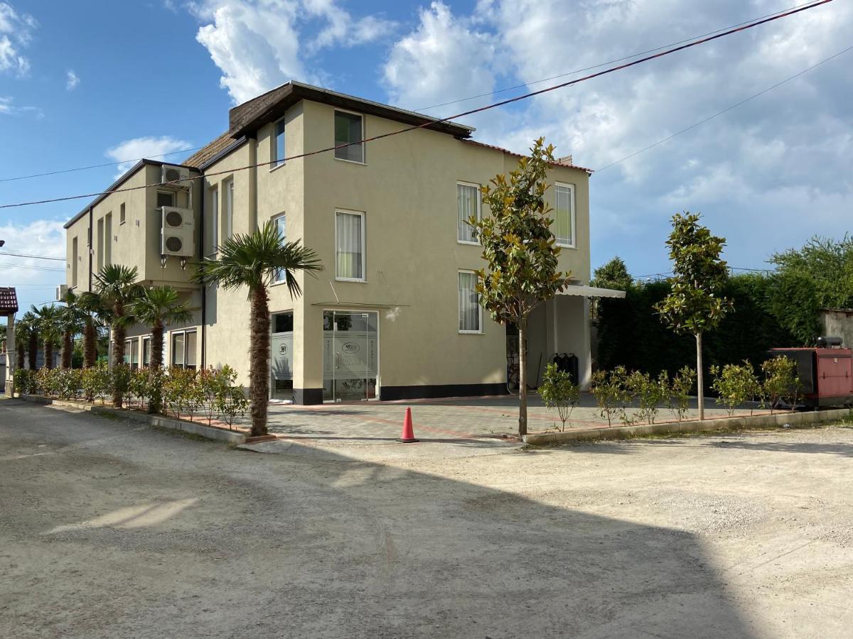 Santo Hotel Shkodër 외부 사진