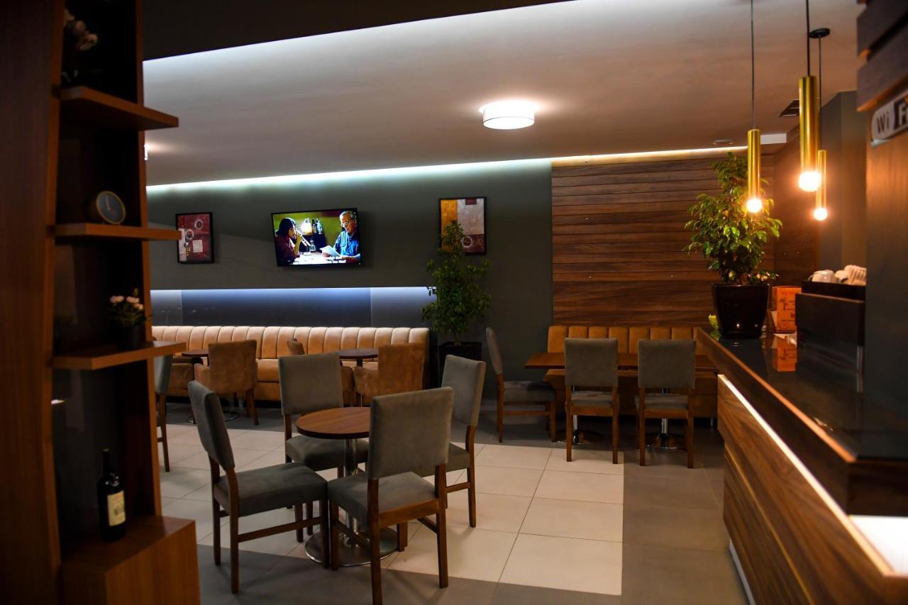 Santo Hotel Shkodër 외부 사진