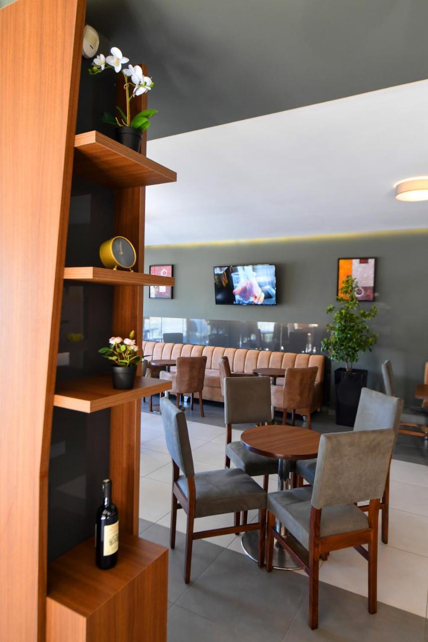 Santo Hotel Shkodër 외부 사진